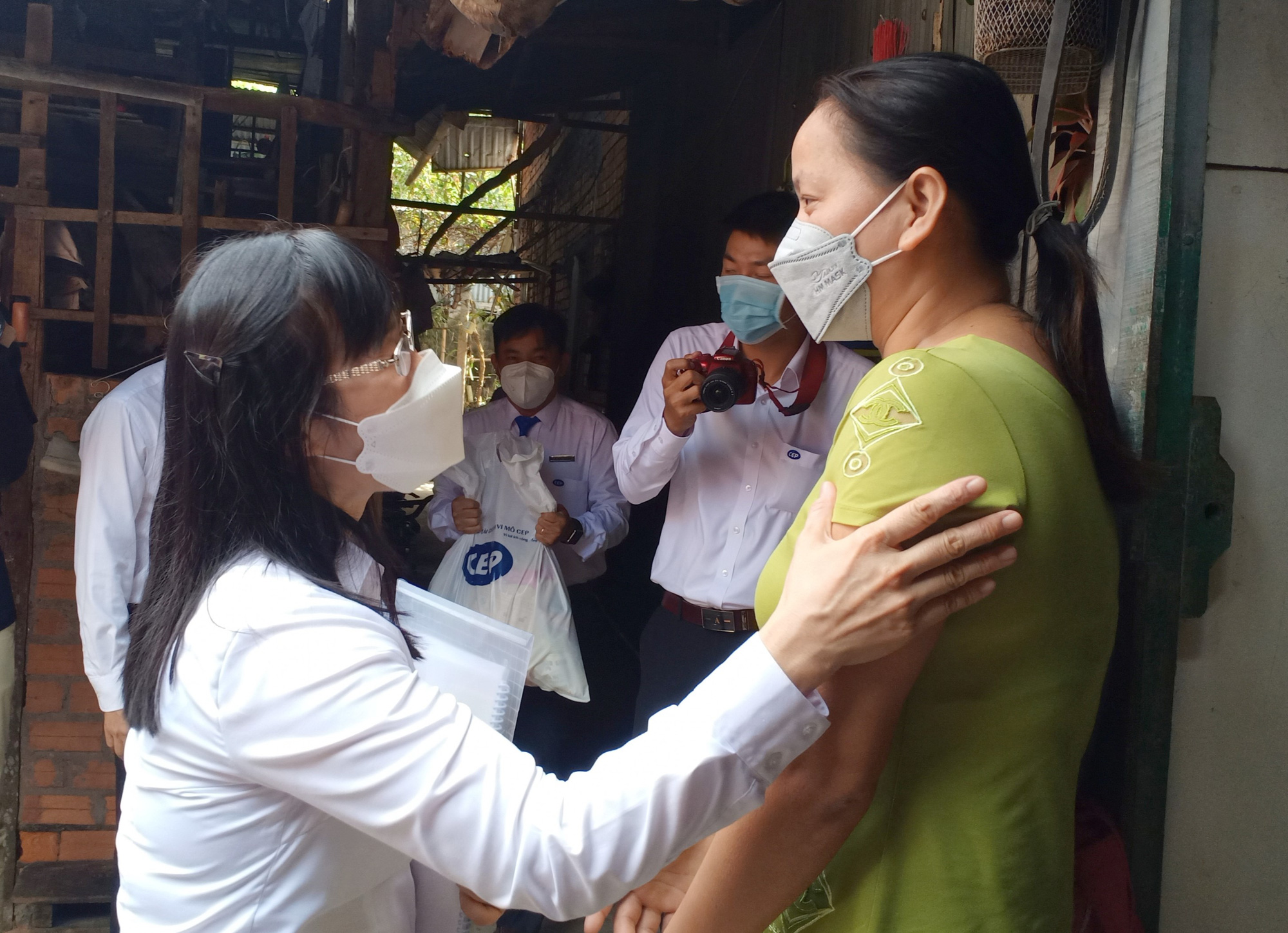 Vươn xa vì người nghèo