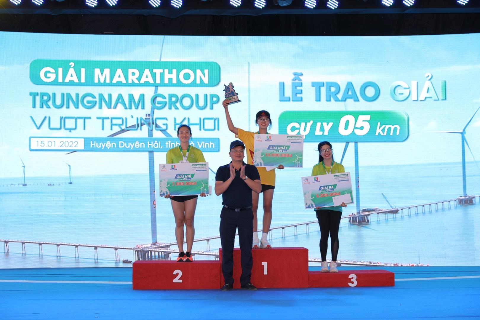 Marathon Trung Nam “ Vượt trùng khơi” – Tự hào chạy trên vùng biển quê hương - Ảnh 5.