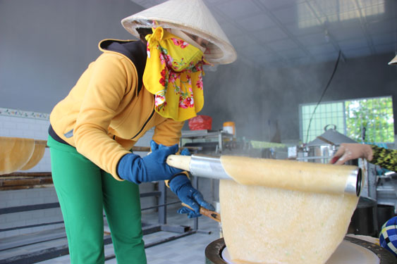 L&agrave;ng nghề đặc sản rộn r&agrave;ng m&ugrave;a Tết - Ảnh 2.