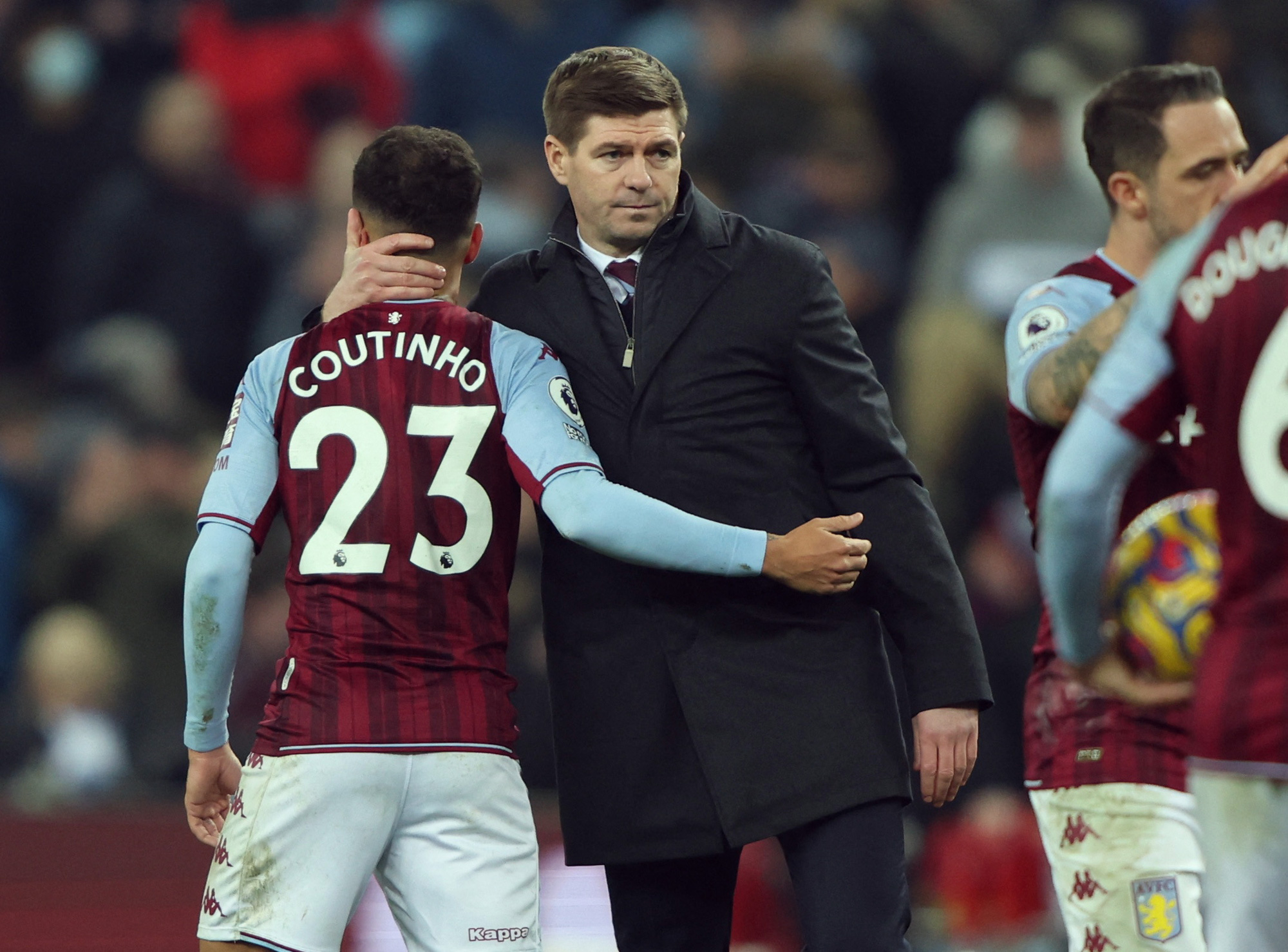 Coutinho rực s&aacute;ng ng&agrave;y t&aacute;i xuất, Man United &ocirc;m hận ở Villa Park - Ảnh 1.