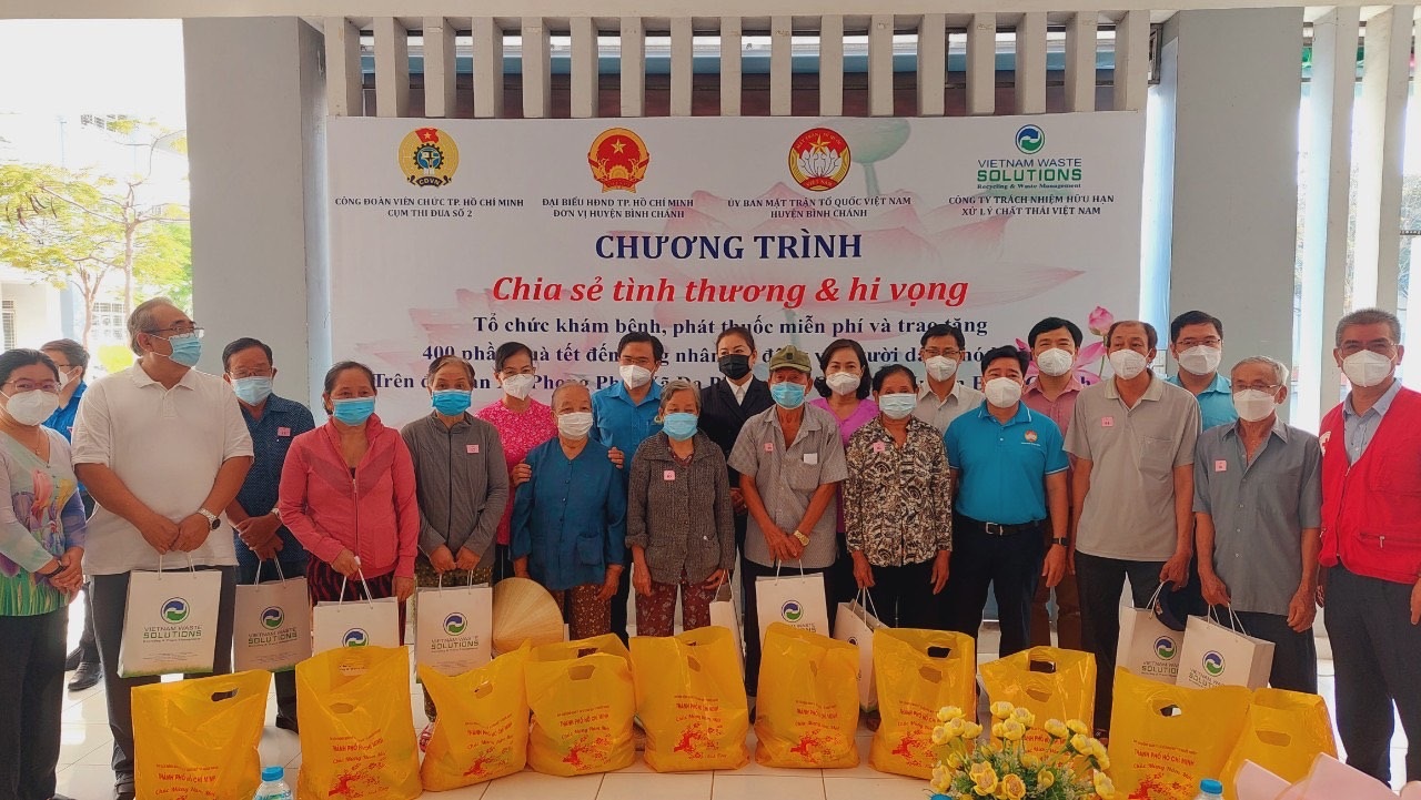 VWS chăm lo Tết cho người ngh&egrave;o ở B&igrave;nh Ch&aacute;nh - Ảnh 1.