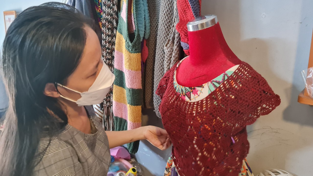 Biến h&oacute;a len, sợi th&agrave;nh sản phẩm độc đ&aacute;o - Ảnh 10.