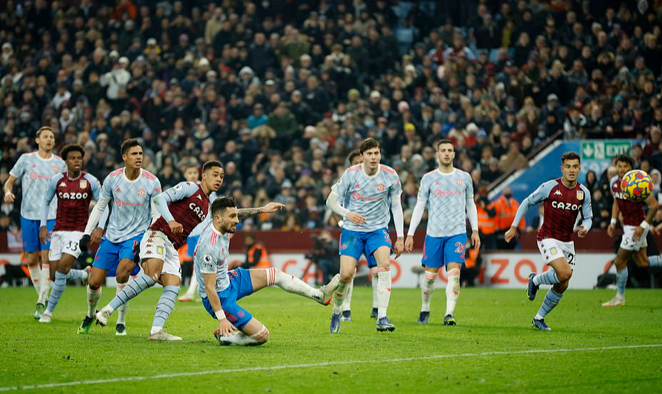 Coutinho rực s&aacute;ng ng&agrave;y t&aacute;i xuất, Man United &ocirc;m hận ở Villa Park - Ảnh 5.