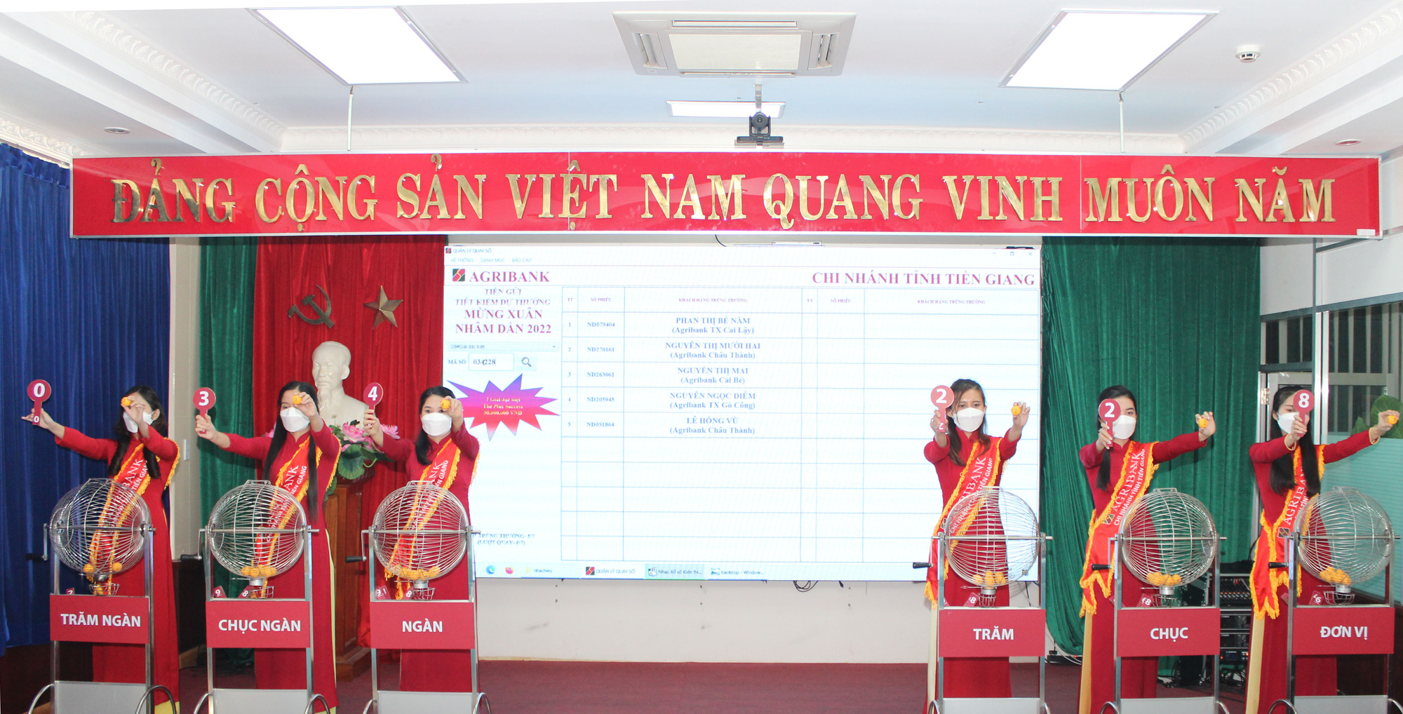 997 khách hàng Agribank Tiền Giang trúng thưởng gần 1,4 tỉ đồng