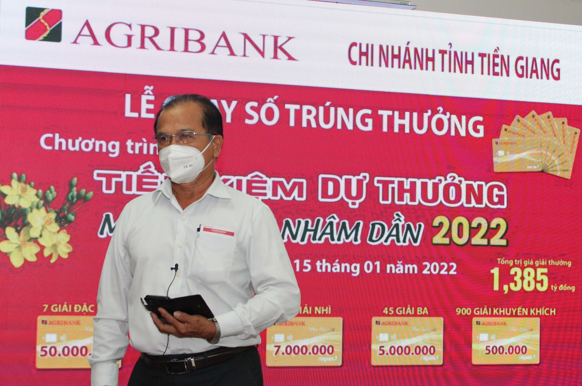 997 khách hàng Agribank Tiền Giang trúng thưởng gần 1,4 tỉ đồng - Ảnh 4.