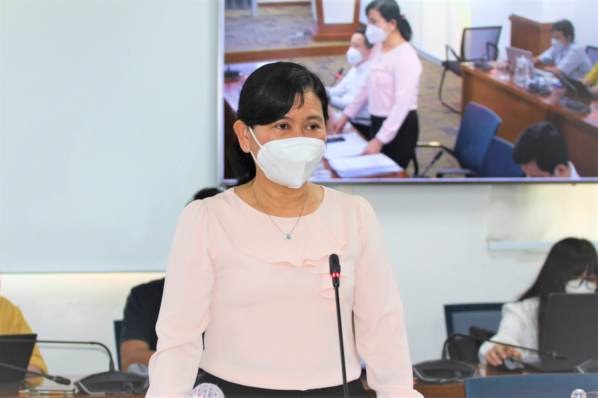 Vì sao 32 bác sĩ tại Bệnh viện dã chiến số 6 chưa được trả phụ cấp chống dịch?