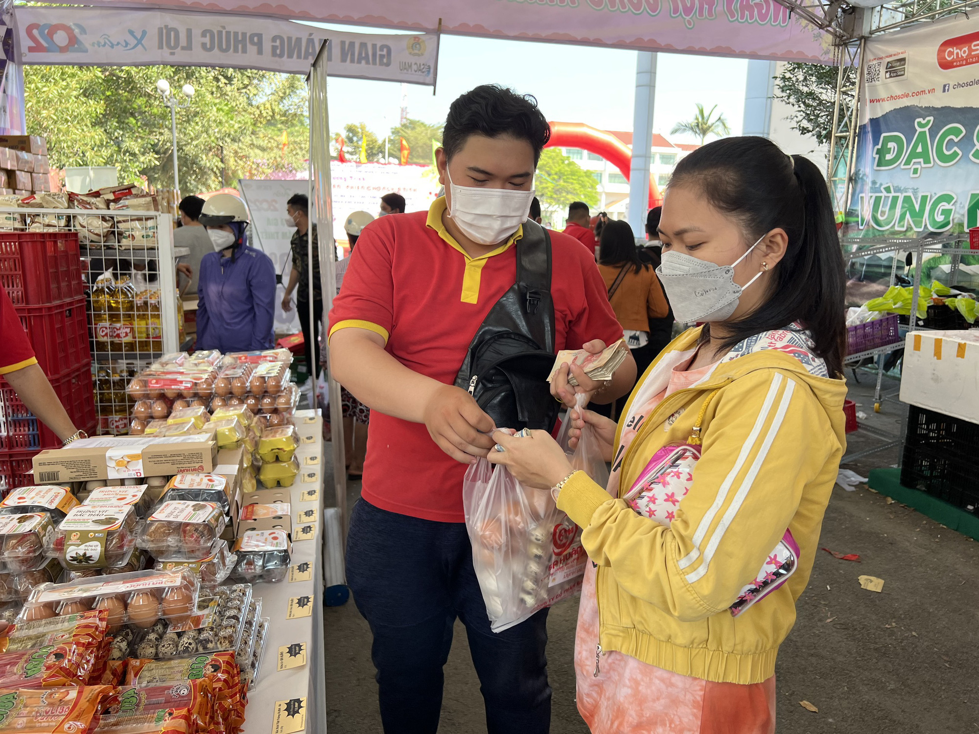 Góp Tết cho công nhân