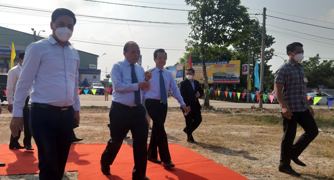 Chủ tịch nước dự khởi công tuyến giao thông quan trọng của ĐBSCL - Ảnh 1.