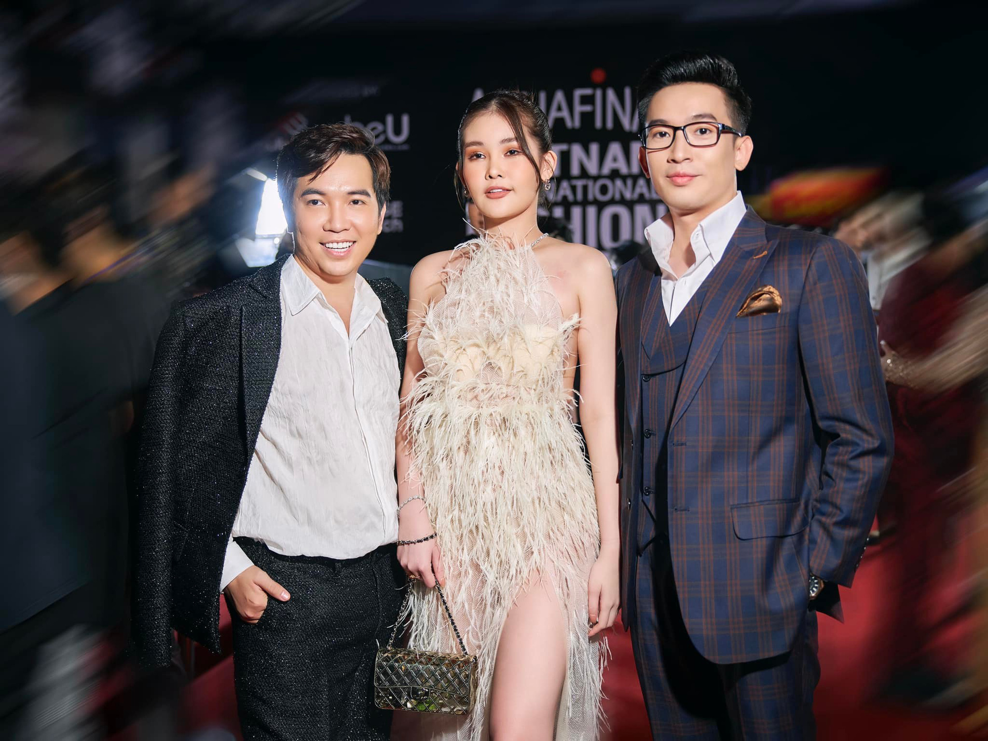 Mon Amie góp mặt ở Vietnam International Fashion Week - Ảnh 3.