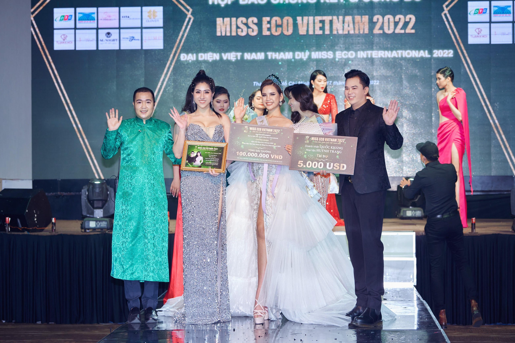 Cận cảnh nhan sắc Hoa hậu sinh thái Việt Nam 2022