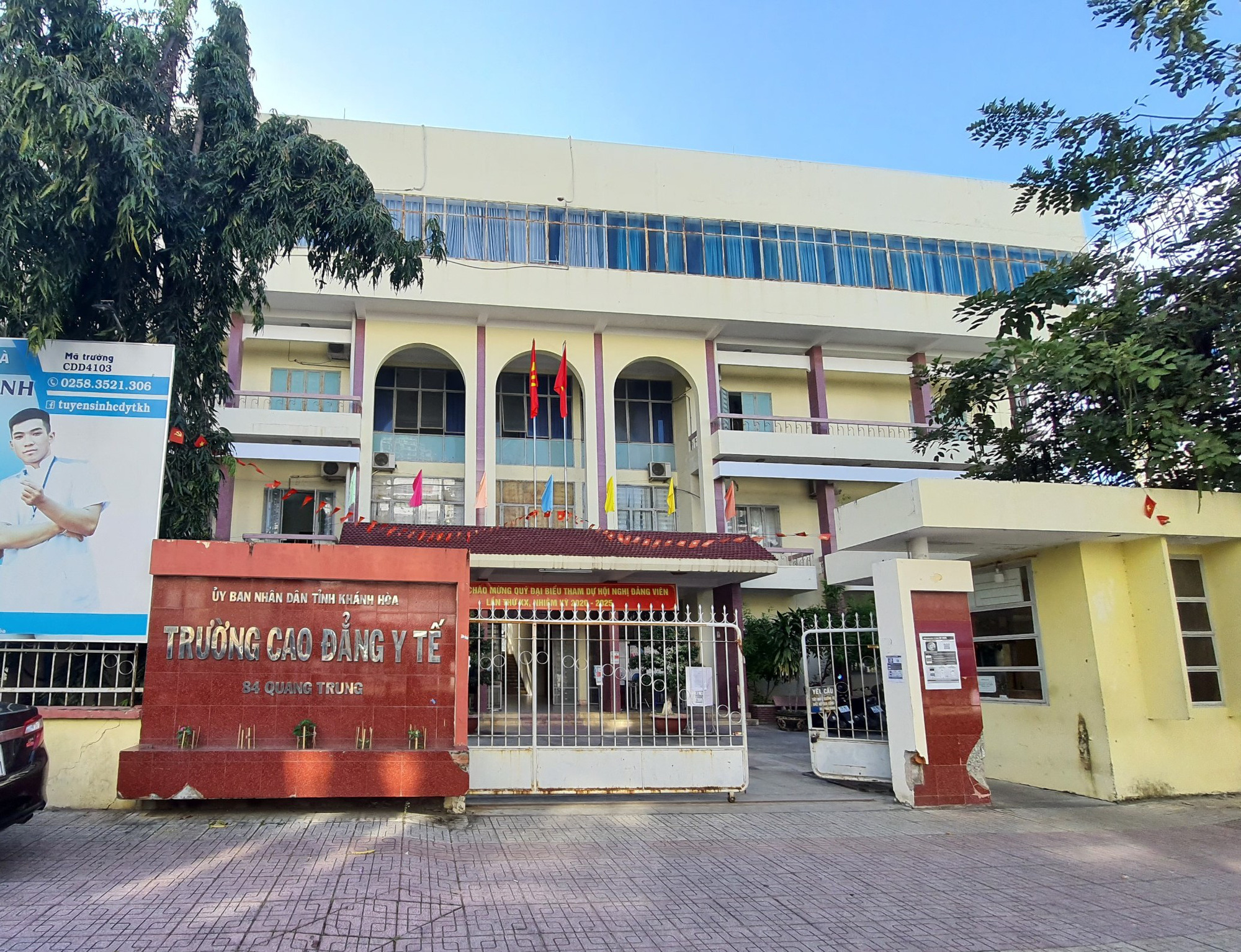 Khởi tố nguyên 2 cựu hiệu trưởng Trường Cao đẳng Y tế Khánh Hòa