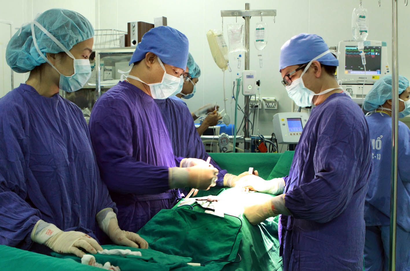 Phẫu thuật bệnh giả tắc đại tràng hiếm gặp