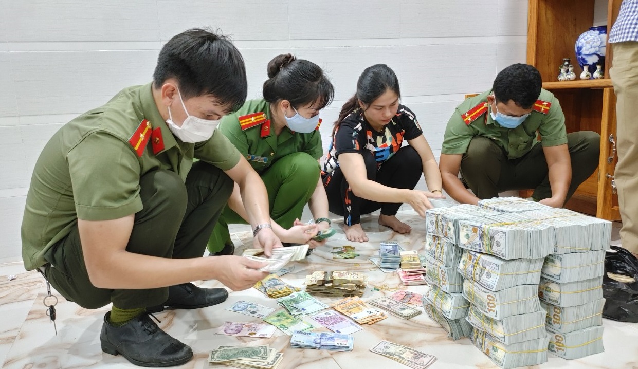 Vụ &aacute;n do đại t&aacute; Đinh Văn Nơi chỉ đạo: Bắt tạm giam 6 bị can - Ảnh 9.
