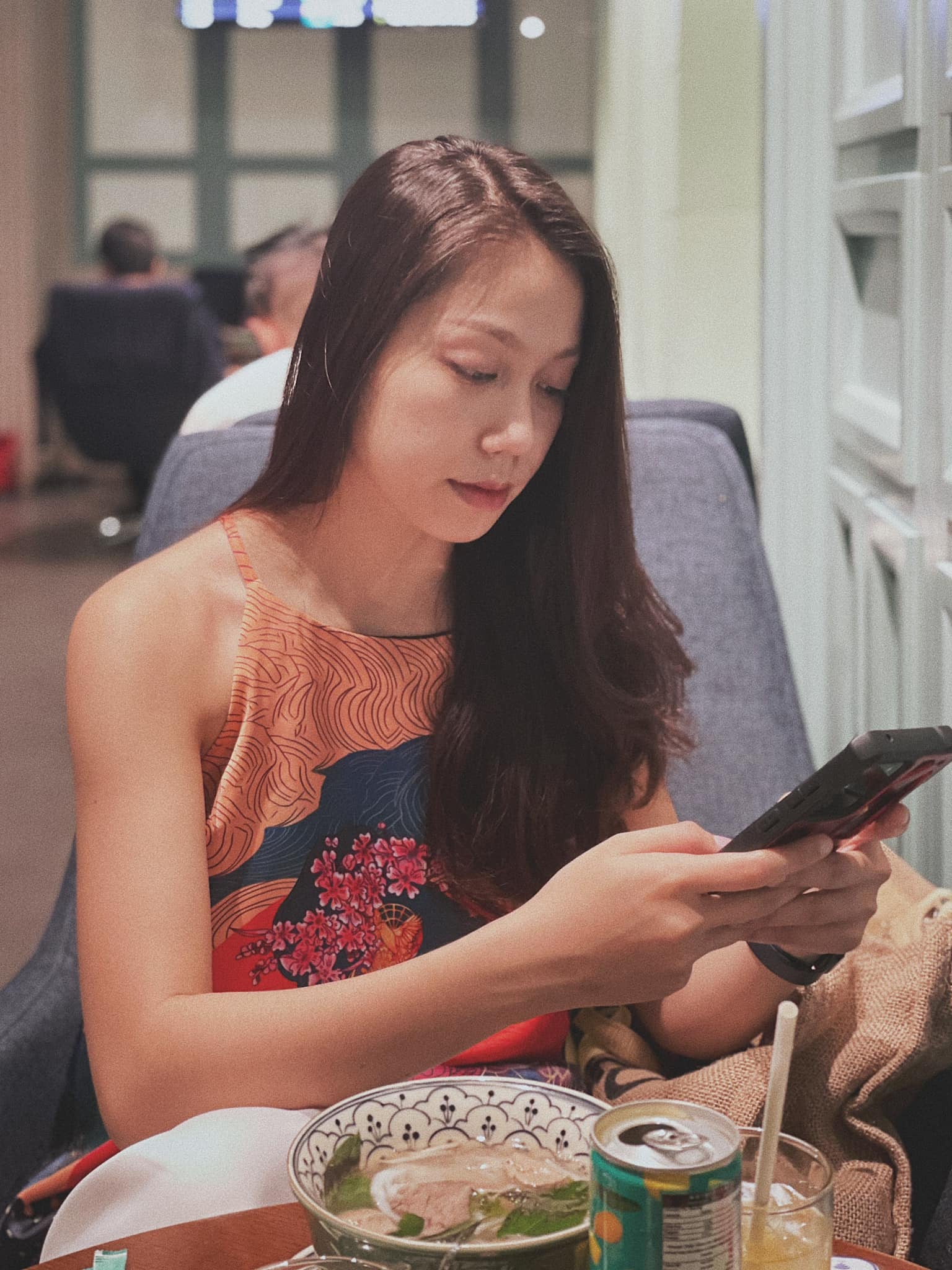 Phải khởi tố tội Giết người với kẻ bạo hành làm tử vong bé gái! - Ảnh 1.