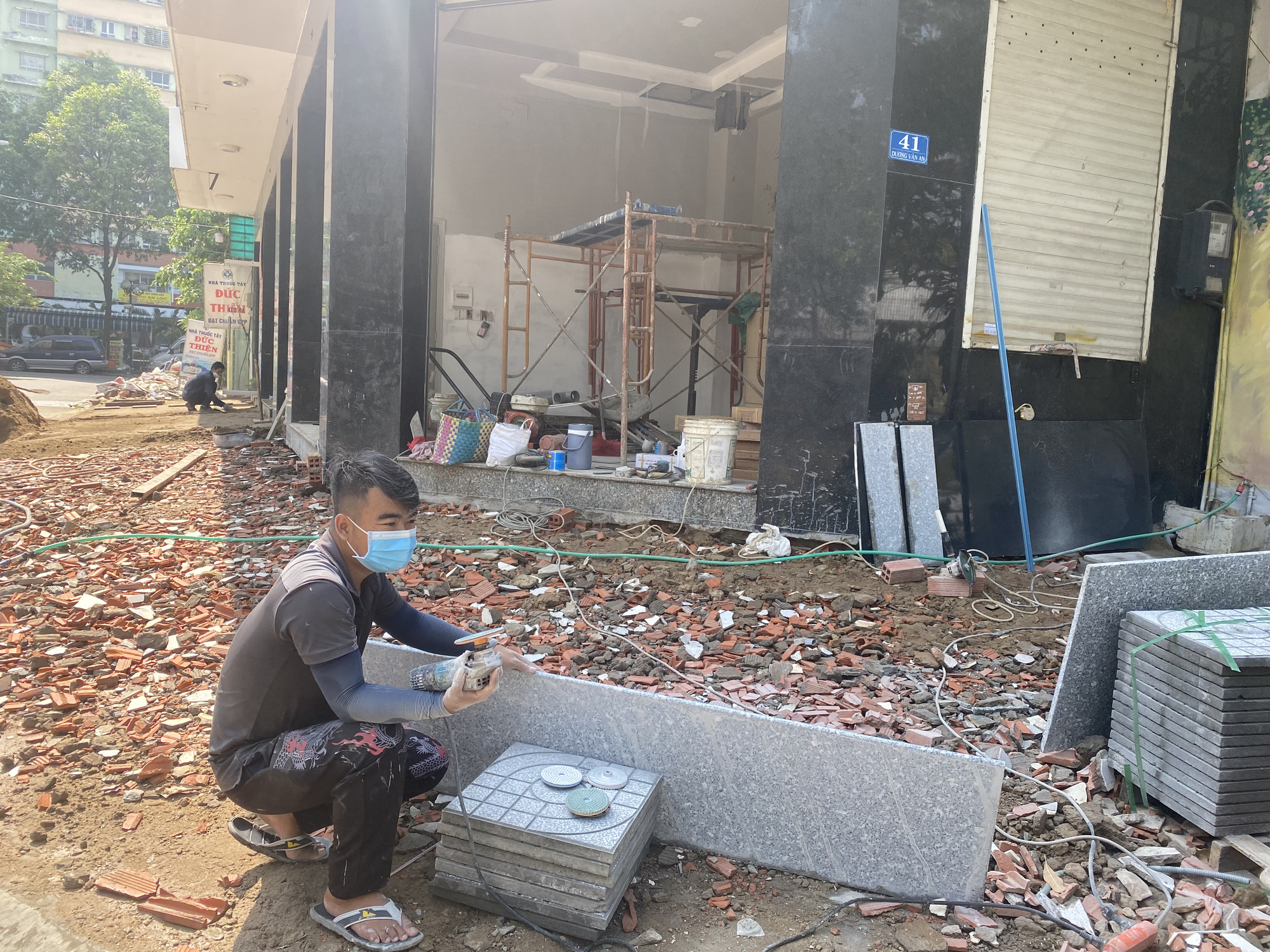Sửa chữa nhà ăn Tết, thứ gì cũng tăng!