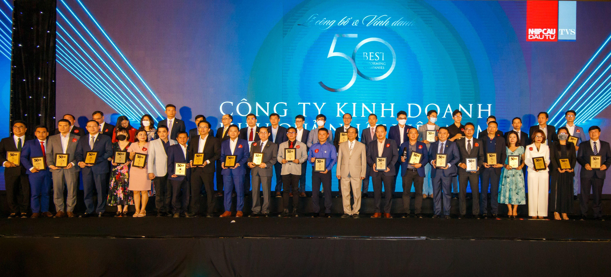 Khang Điền đạt top 50 công ty kinh doanh hiệu quả nhất Việt Nam 2020 - 2021 - Ảnh 1. Khang Điền đạt top 50 công ty kinh doanh hiệu quả nhất Việt Nam 2020 - 2021 - Ảnh 1.