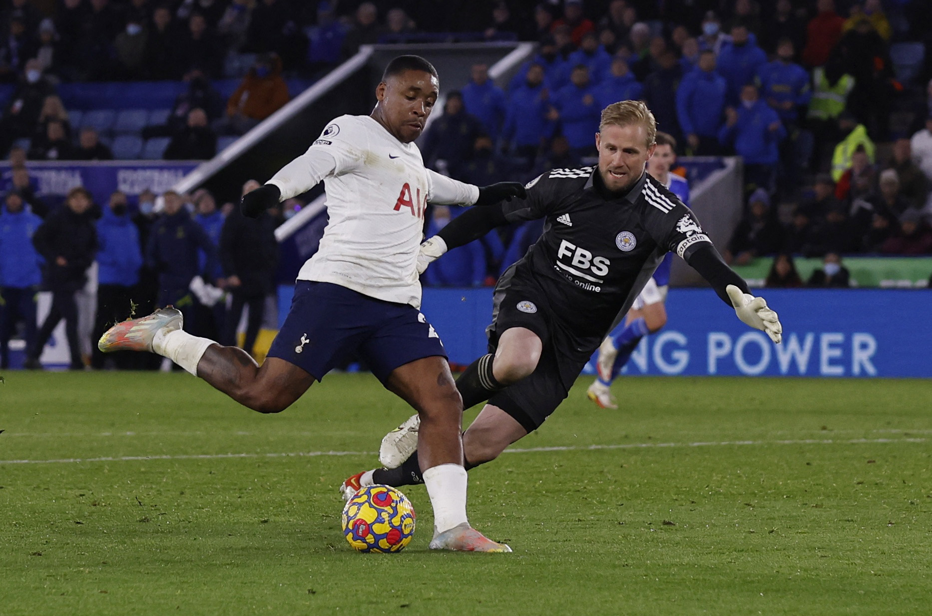 Ngược dòng điên rồ trước Leicester, Tottenham mơ Top 4 Ngoại hạng