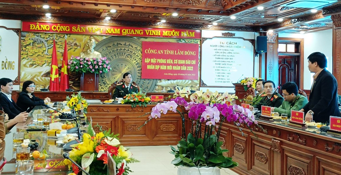 Giám đốc Công an Lâm Đồng: Xử lý nghiêm cán bộ "bảo kê"