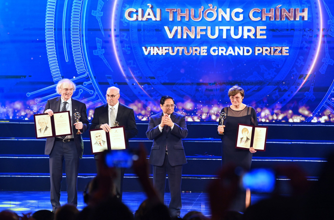 3 nhà khoa học nghiên cứu vắc-xin mRNA được vinh danh tại VinFuture