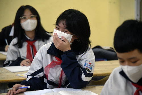Giúp trẻ thoát cô độc, sợ hãi