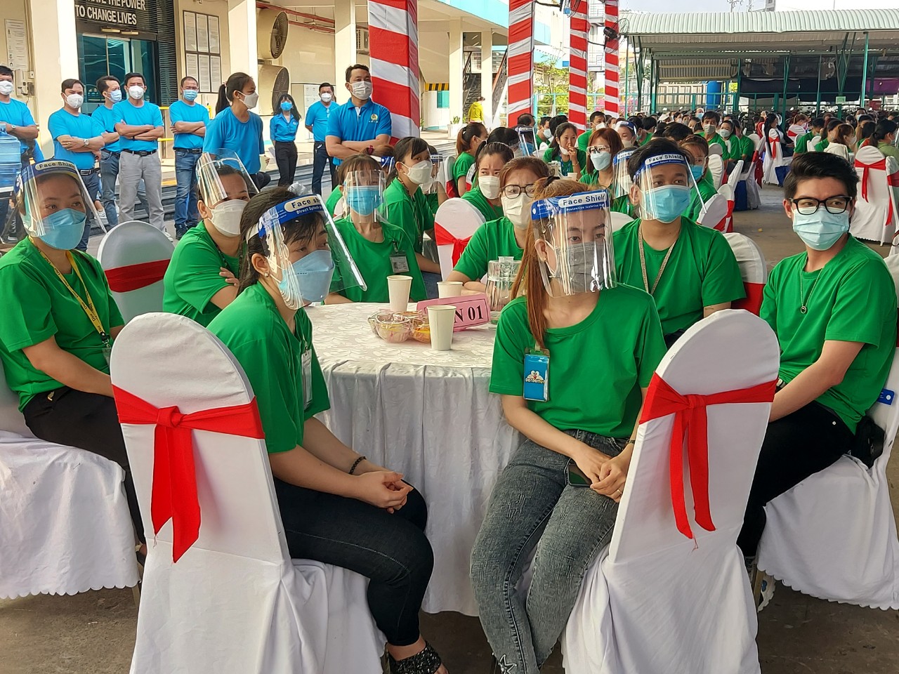 Công nhân, lao động Thành phố Hồ Chí Minh hào hứng đón Tết sum vầy - Ảnh 1.