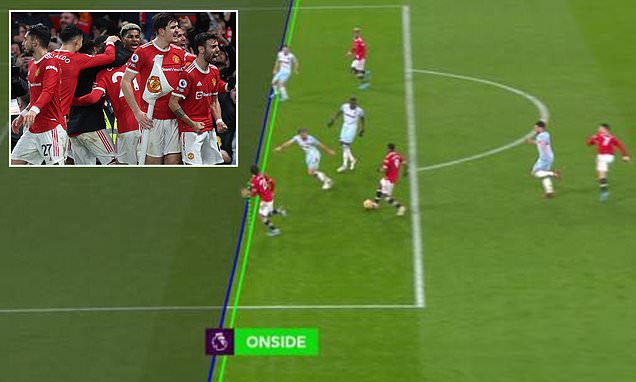 Rashford ghi bàn đầy tranh cãi, Man United trở lại Top 4 Ngoại hạng - Ảnh 8.