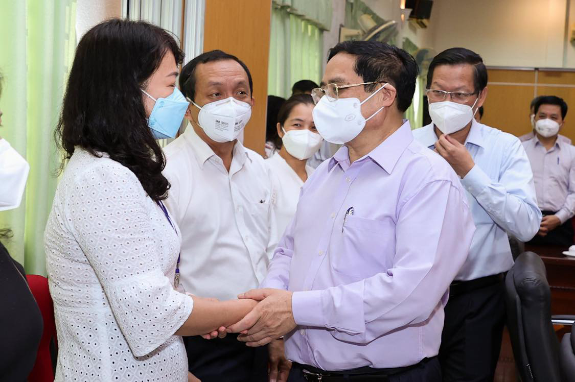 TP HCM đi trước đ&oacute;n đầu trong chống dịch - Ảnh 2.