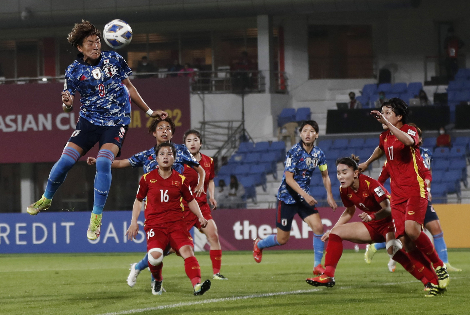 VCK Asian 2022: Tuyển nữ Việt Nam thất thủ trước ĐKVĐ Nhật Bản - Ảnh 7.