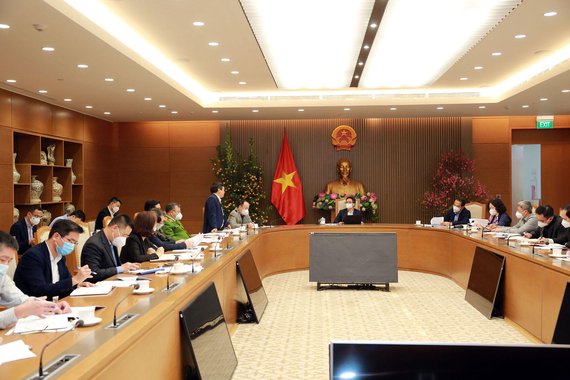Quan điểm của Bộ GD-ĐT v&agrave; Bộ Y tế: Học sinh đi học trở lại ngay sau Tết - Ảnh 1.