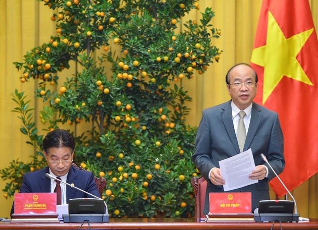Gi&aacute;m s&aacute;t để kh&ocirc;ng tham nhũng ch&iacute;nh s&aacute;ch khi thi h&agrave;nh luật - Ảnh 1.