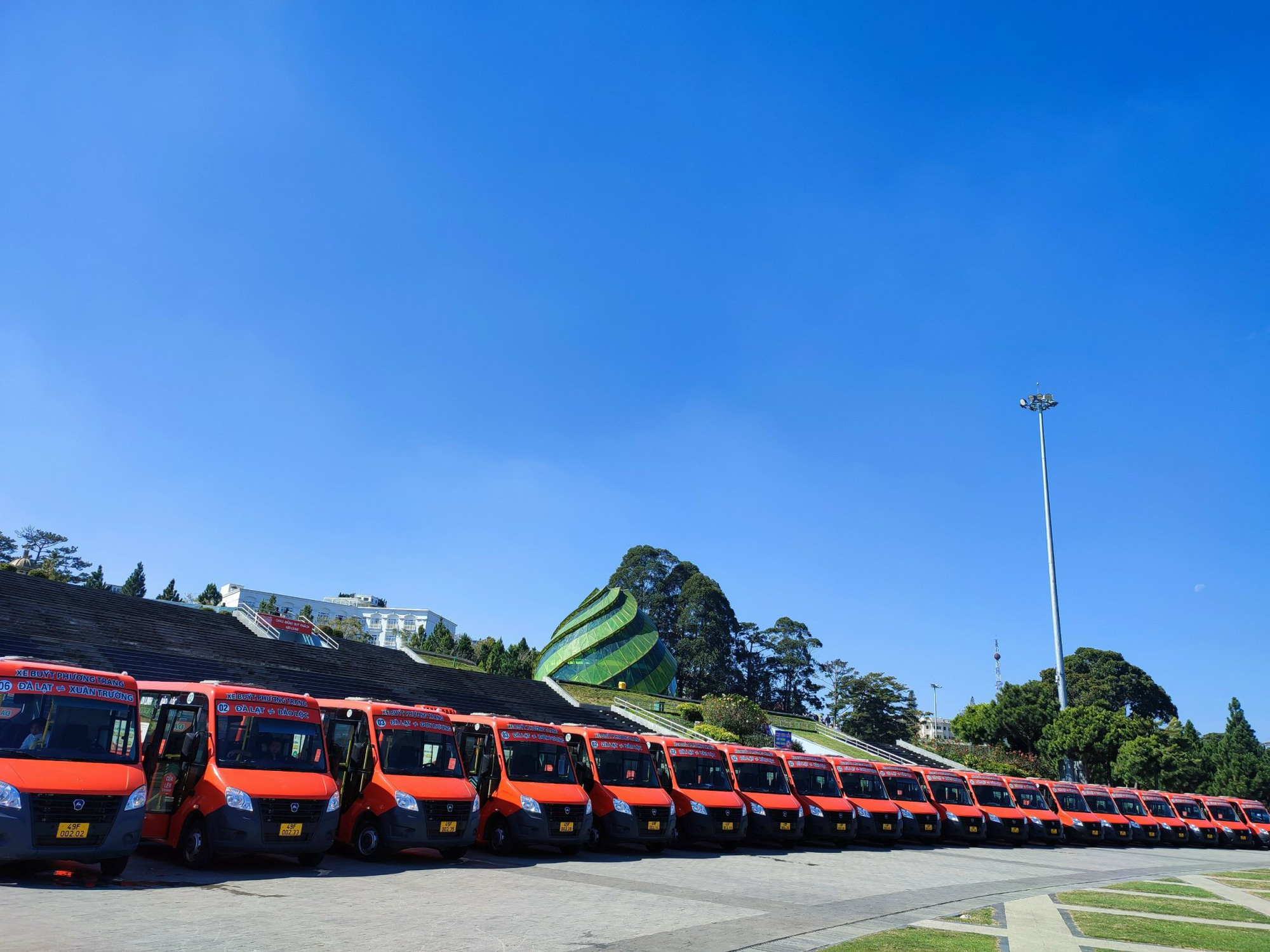 Phương Trang ra mắt dòng xe tiêu chuẩn Châu Âu tại Lâm Đồng