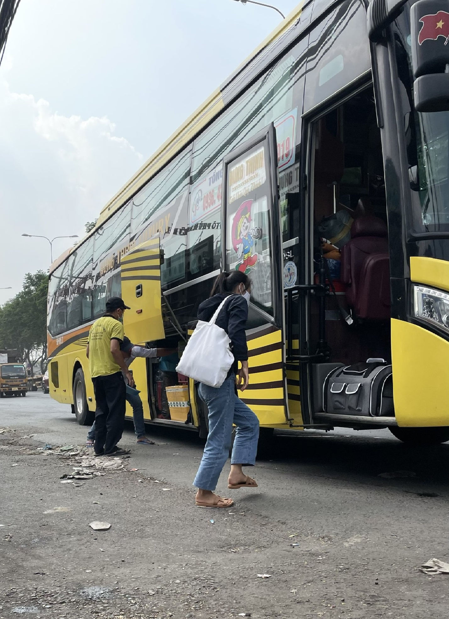 Thuận lợi cho người về ăn Tết