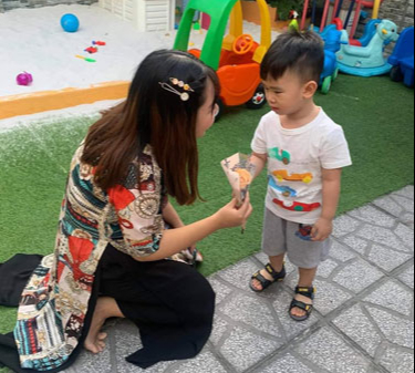 Trường mầm non tìm giáo viên trước khi mở cửa