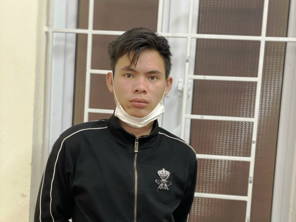 Thuê xe tự lái "tiện tay" làm giả giấy tờ rồi mang đi cầm cố