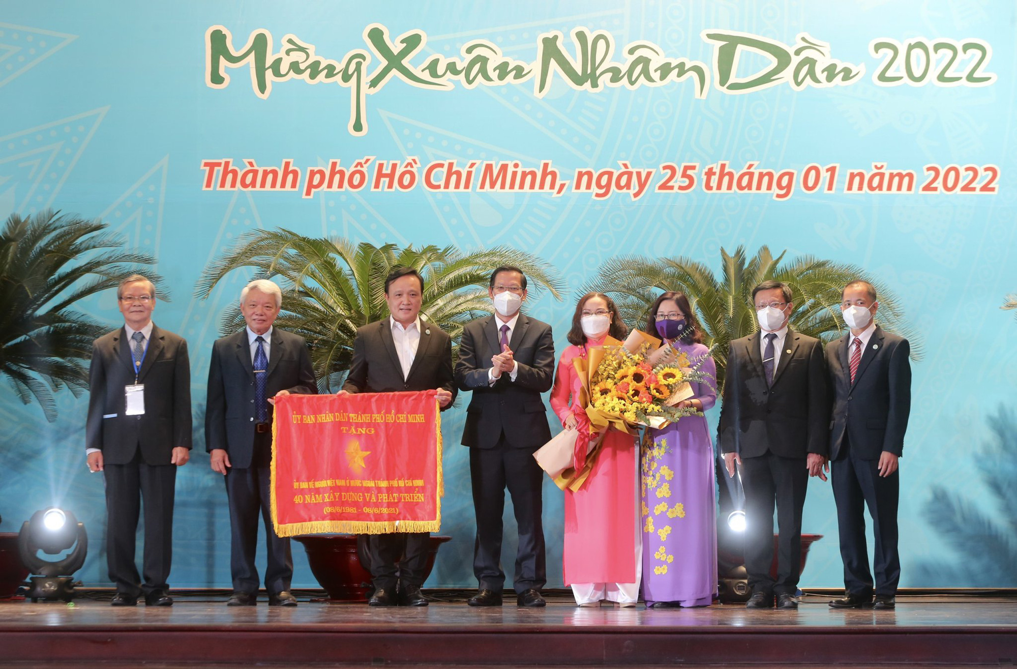 Chủ tịch UBND TP HCM: Kiều hối l&agrave; nguồn lực lớn cho th&agrave;nh phố ph&aacute;t triển - Ảnh 3.