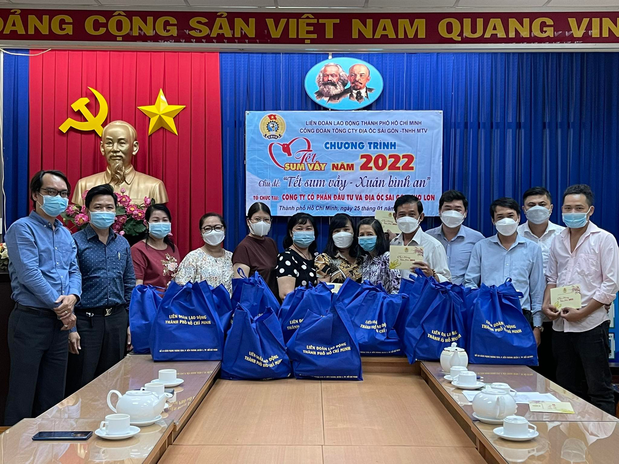 Công đoàn Resco: Đoàn viên khó khăn vui “Tết sum vầy - Xuân bình an”