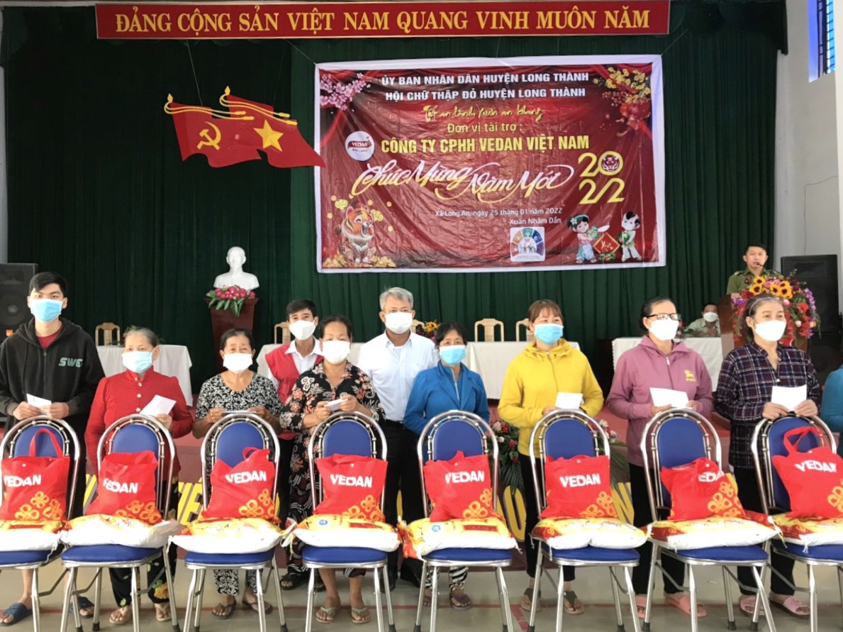 Vedan Việt Nam trao tặng 1.000 phần qu&agrave; tết cho người d&acirc;n Đồng Nai - Ảnh 1.