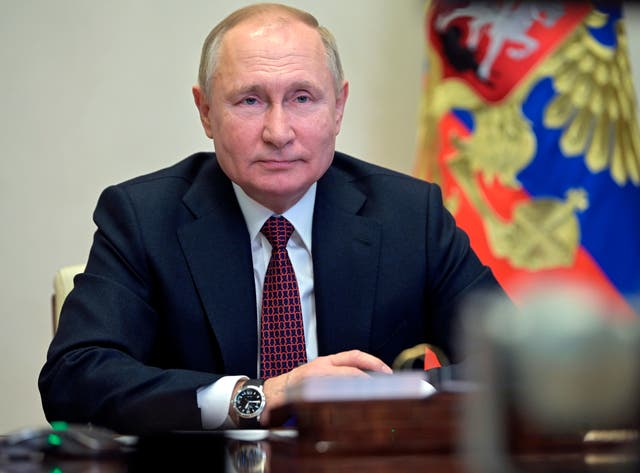 Mỹ, Anh doạ trừng phạt Tổng thống Putin, Nga lên tiếng