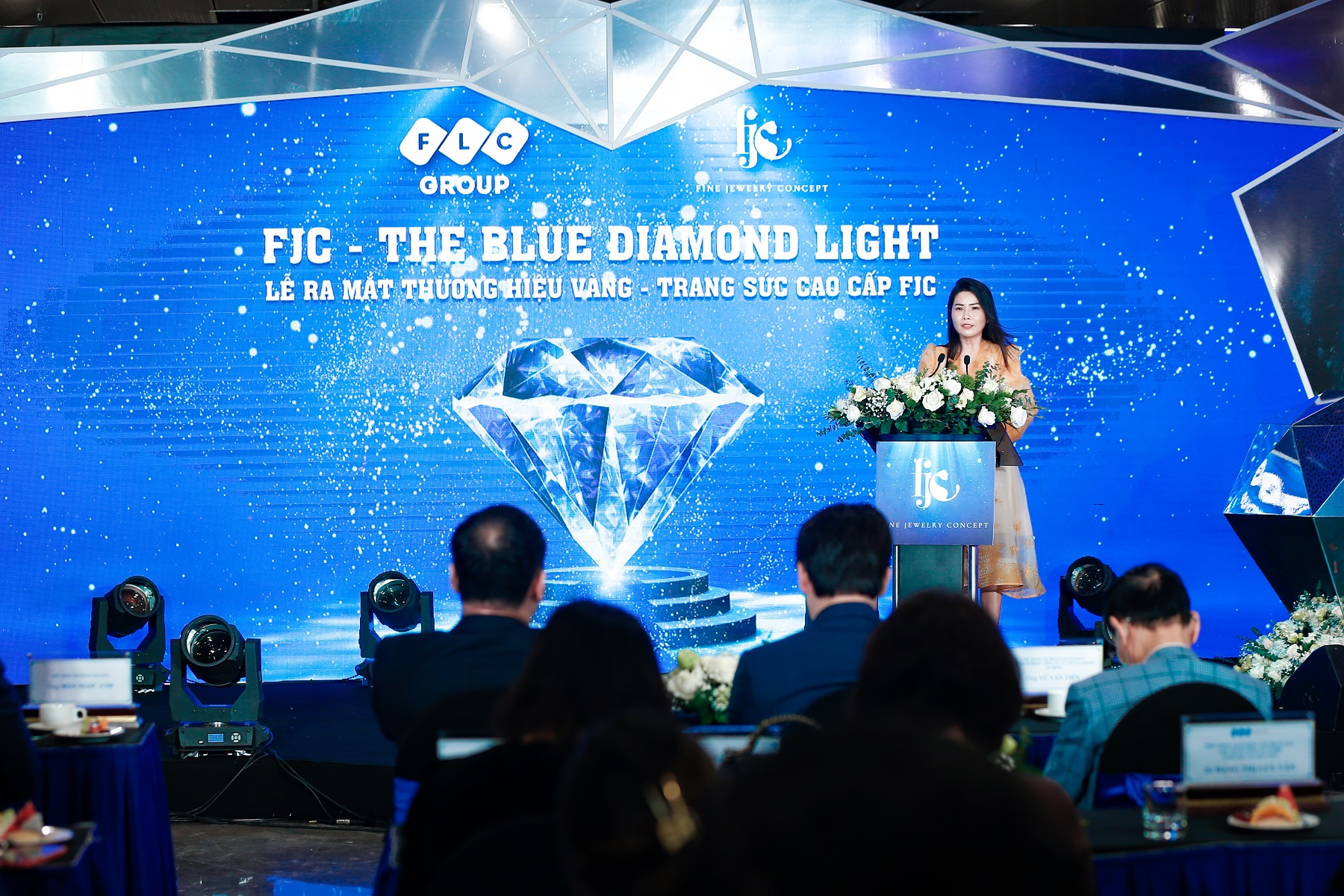 FLC ra mắt thương hiệu vàng - trang sức cao cấp FJC, khai trương showroom đầu tiên - Ảnh 2.