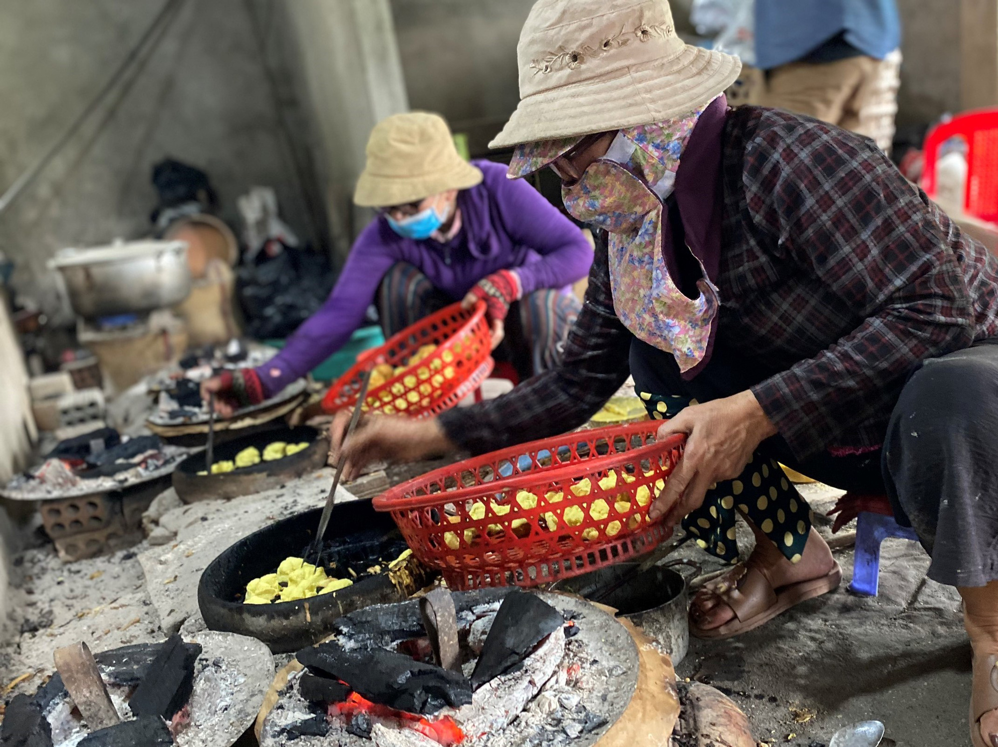 L&agrave;ng b&aacute;nh thuẩn lớn nhất Quảng Ng&atilde;i đ&oacute;n Tết - Ảnh 4.