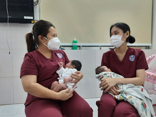 H.O.P.E ho&agrave;n th&agrave;nh sứ mệnh chăm s&oacute;c trẻ ch&agrave;o đời trong đại dịch Covid-19 - Ảnh 2.