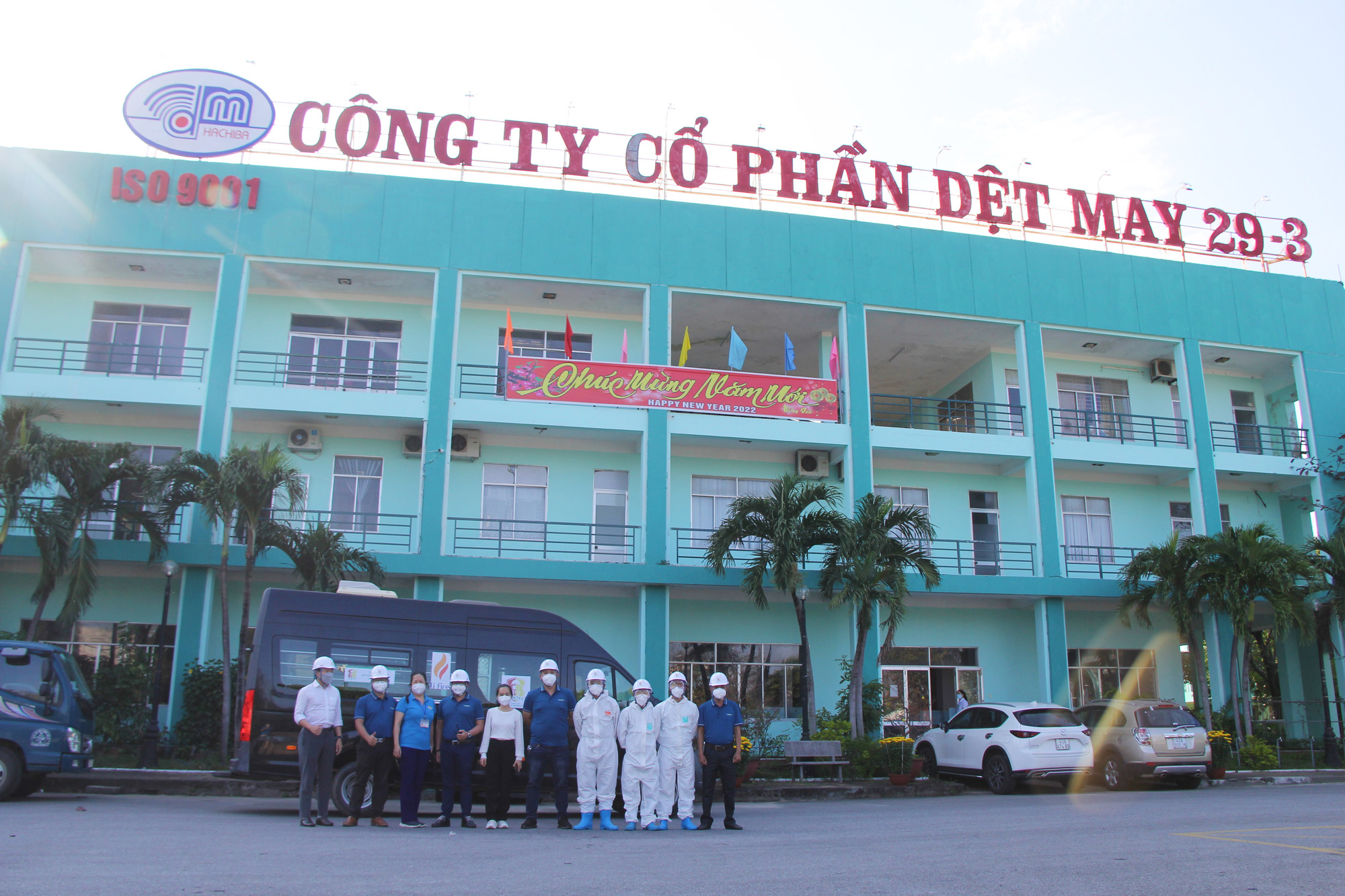 C&ocirc;ng đo&agrave;n bắt tay chuy&ecirc;n gia c&ugrave;ng bảo vệ m&ocirc;i trường l&agrave;m việc cho c&ocirc;ng nh&acirc;n - Ảnh 3.