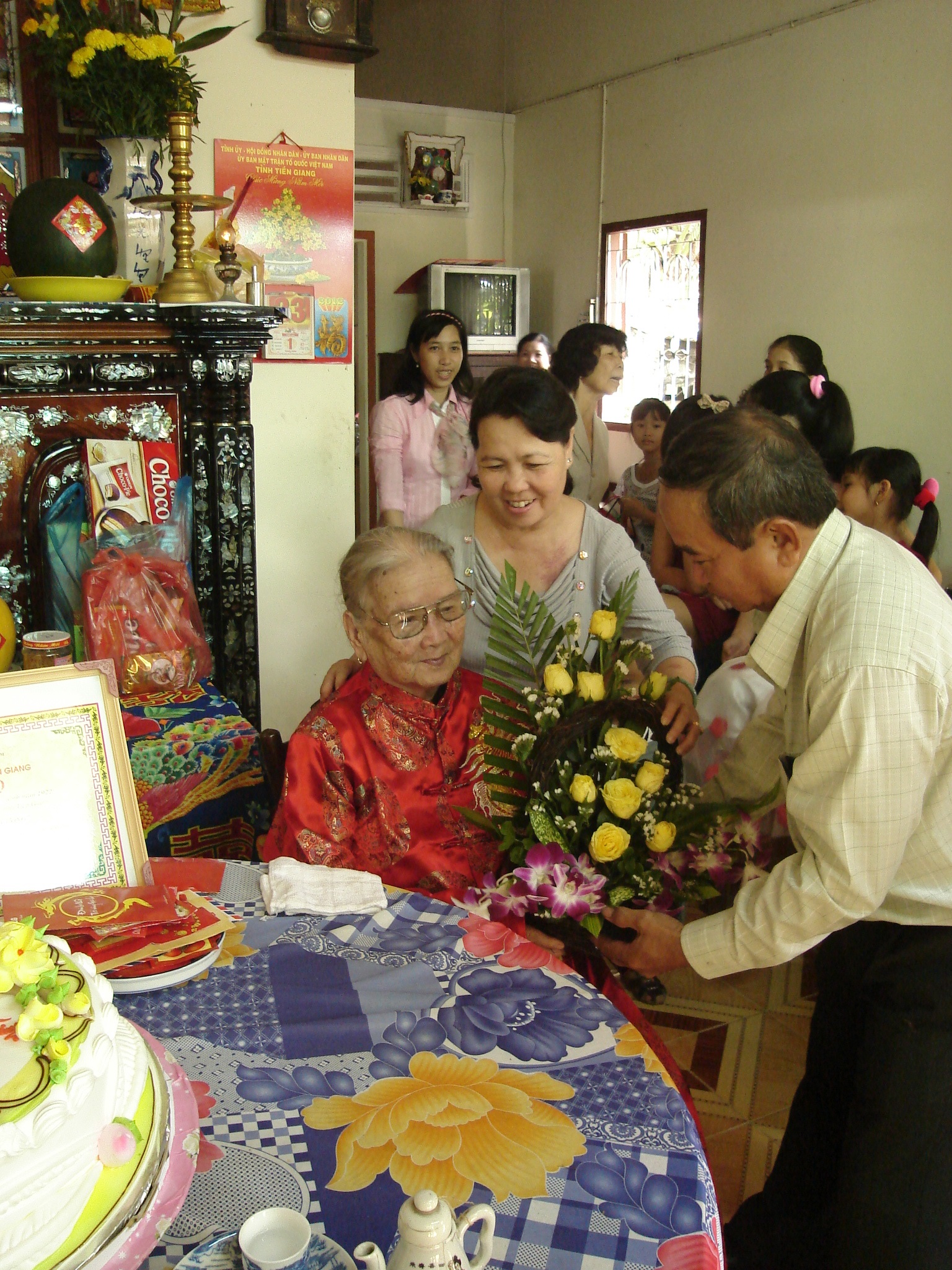 Cuộc thi B&ecirc;n nhau ng&agrave;y Tết: Đầy ắp kỷ niệm ch&uacute;c xu&acirc;n m&ugrave;ng 1 Tết - Ảnh 1.