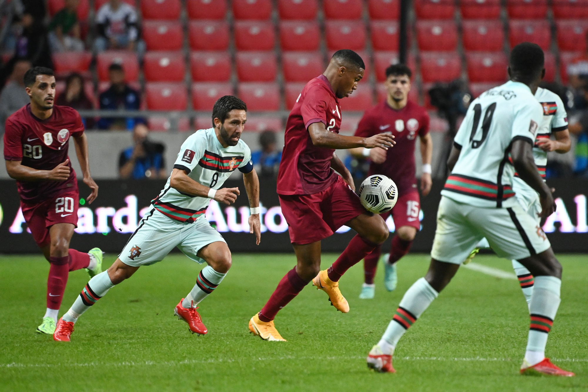 Qatar v&agrave; kh&aacute;t vọng chủ nh&agrave; World Cup 2022 - Ảnh 7.