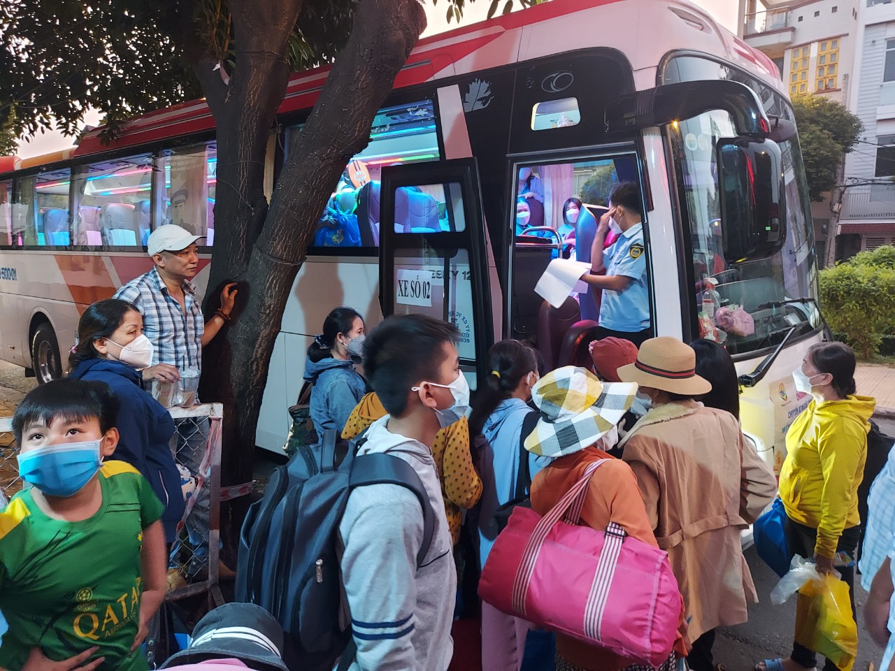 Những chuyến xe sum họp - Ảnh 5.