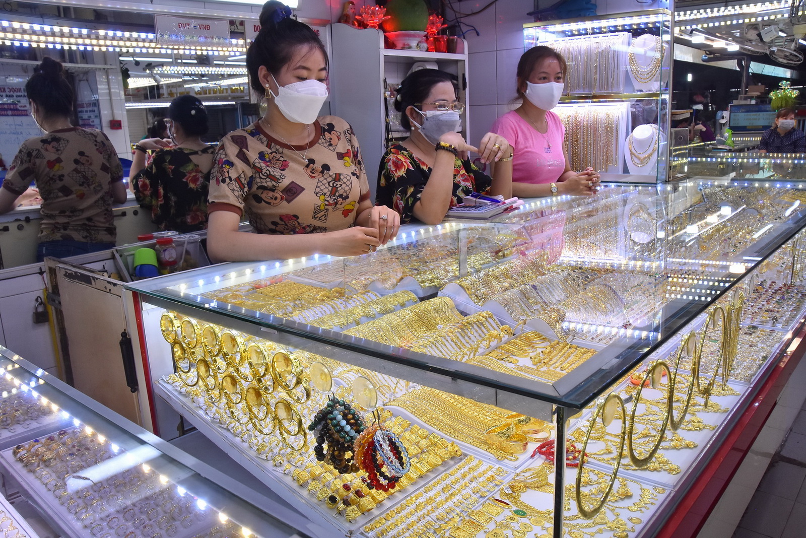 Giá vàng hôm nay 29-1: Giảm 56 USD/ounce trong 3 phiên giao dịch