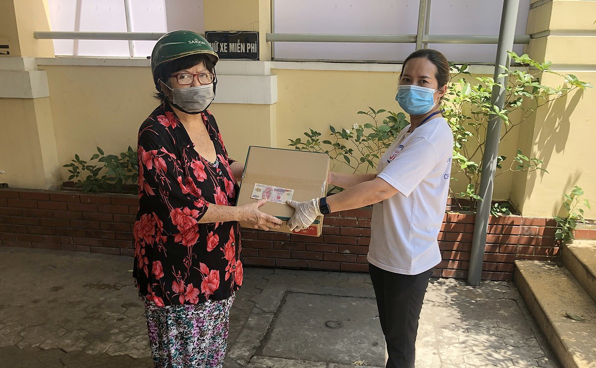 Những đóa hồng tình nguyện - Ảnh 2.