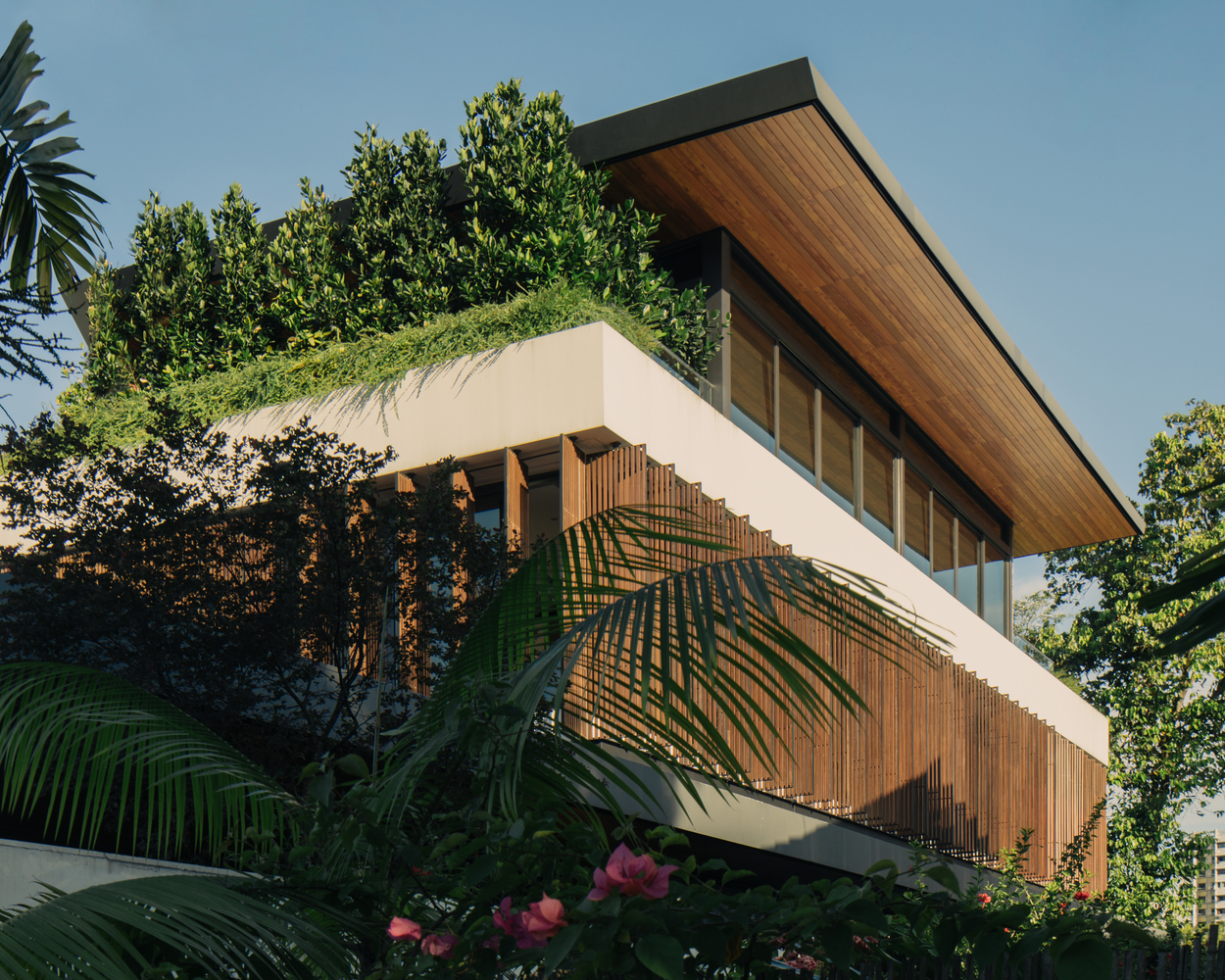 Biệt thự nguy nga nơi đảo quốc Singapore - Ảnh 2.