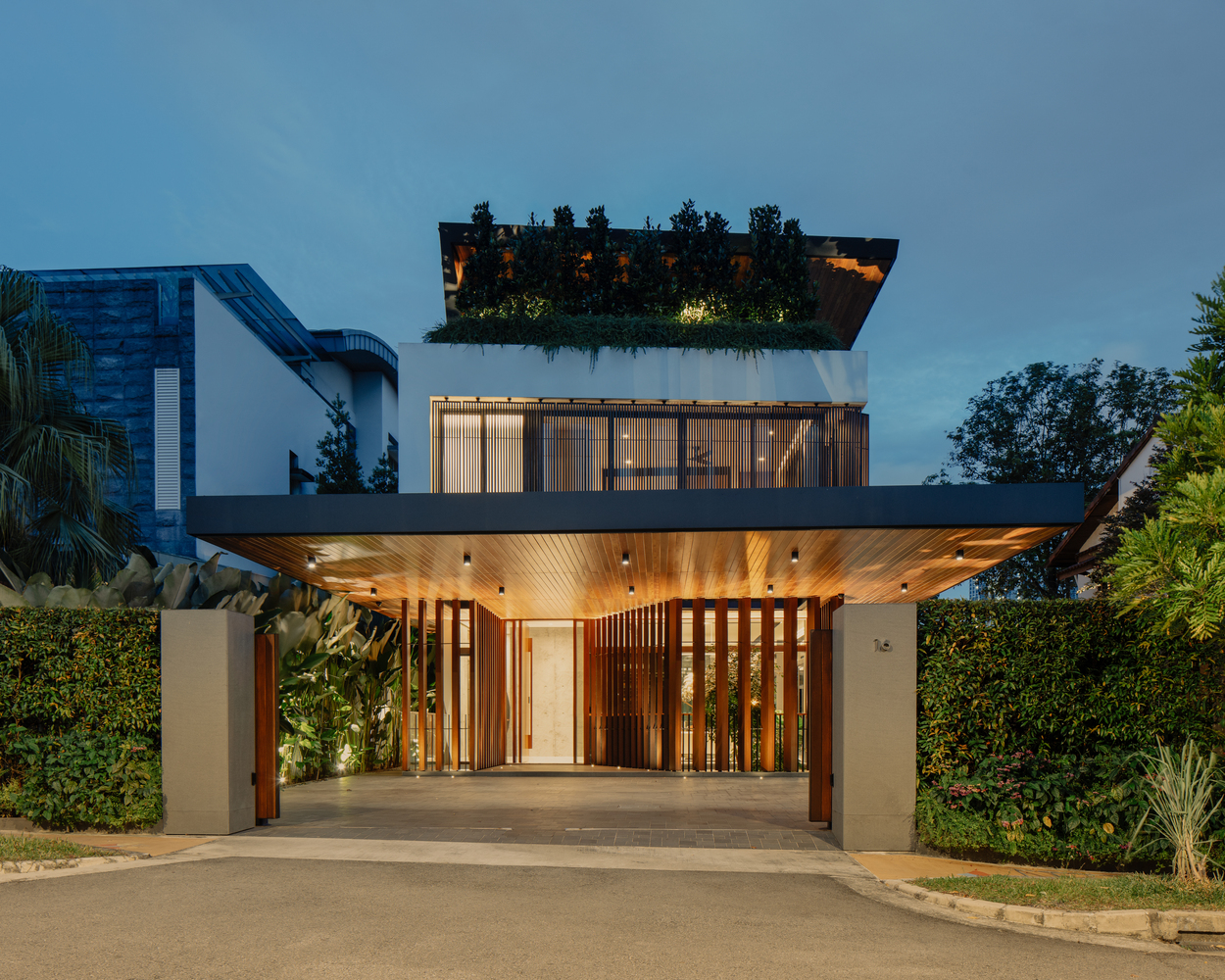 Biệt thự nguy nga nơi đảo quốc Singapore - Ảnh 16.