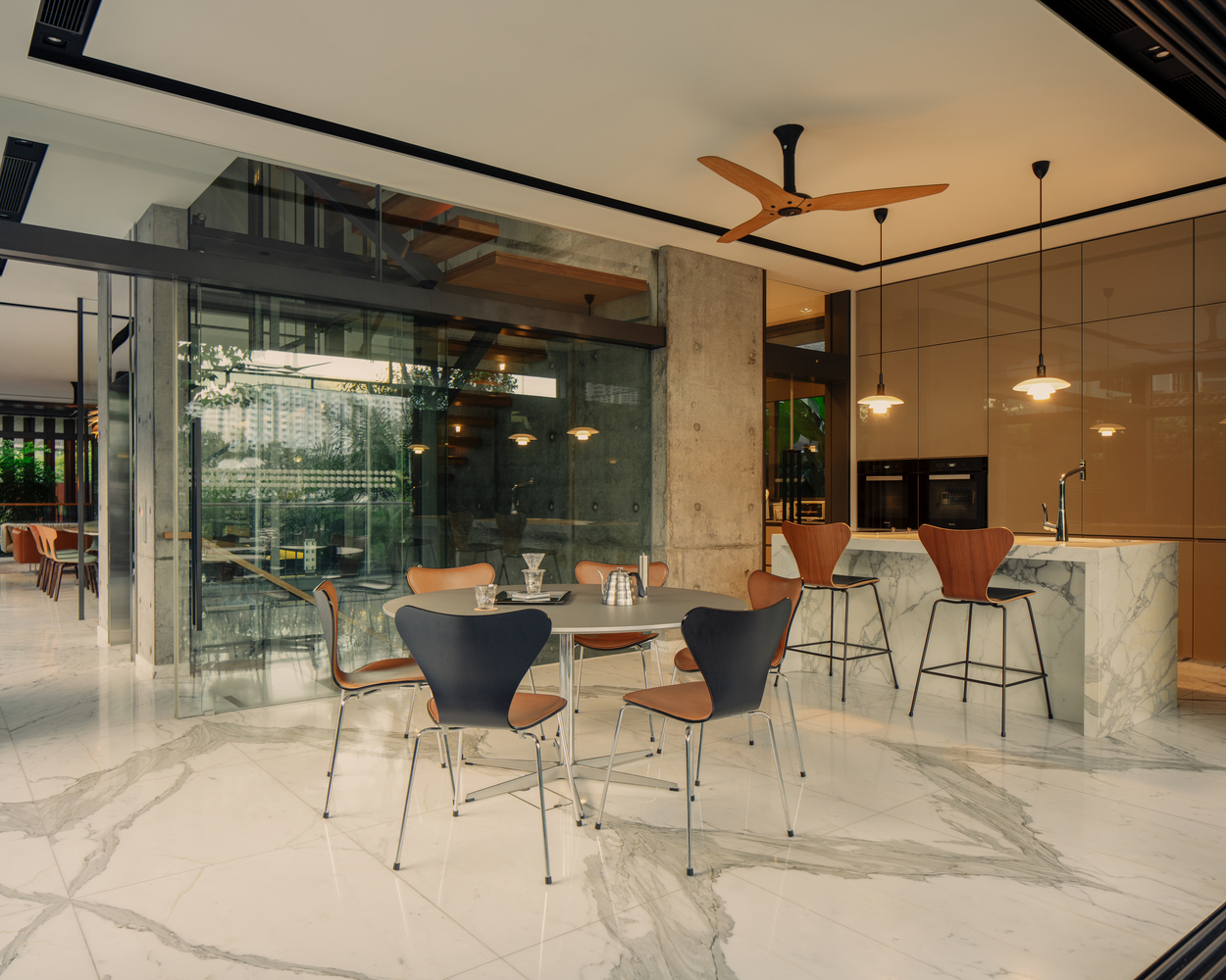 Biệt thự nguy nga nơi đảo quốc Singapore - Ảnh 10.